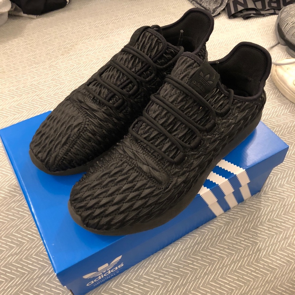 Adidas tubular pirate black size 9.5
